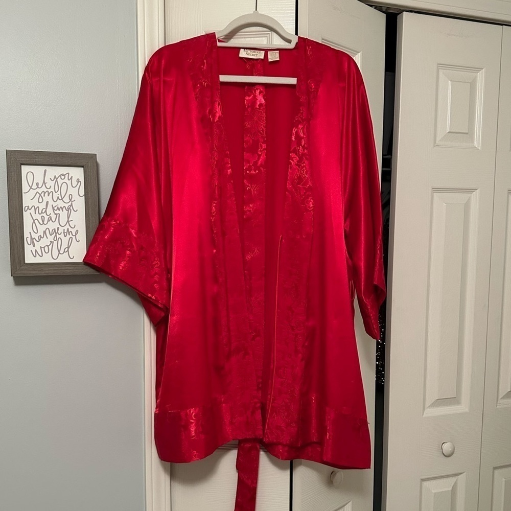 Victoria Secret Red Floral Trim Beautiful Robe